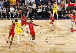 湖勇大战双加时詹姆斯绝杀勇士新闻